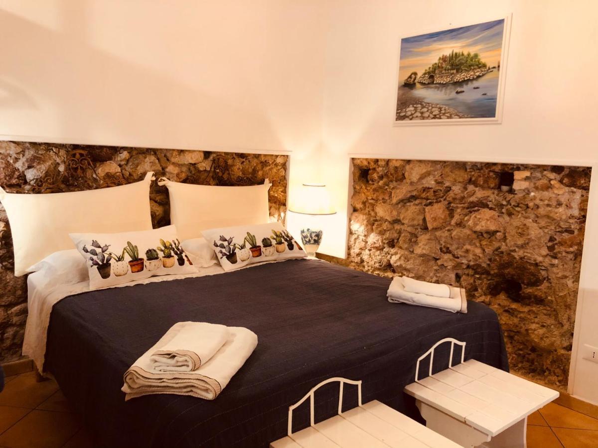 Ferienwohnung Salu' Taormina Exterior foto